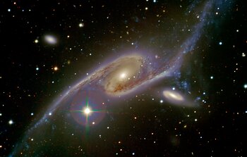 Australian Students Capture Dancing Galaxies