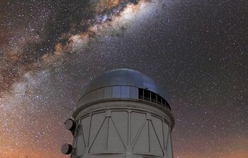 Galactic Center Illuminates Cerro Tololo’s Blanco 4-Meter Telescope