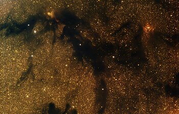 Lynds’ Dark Nebula 673